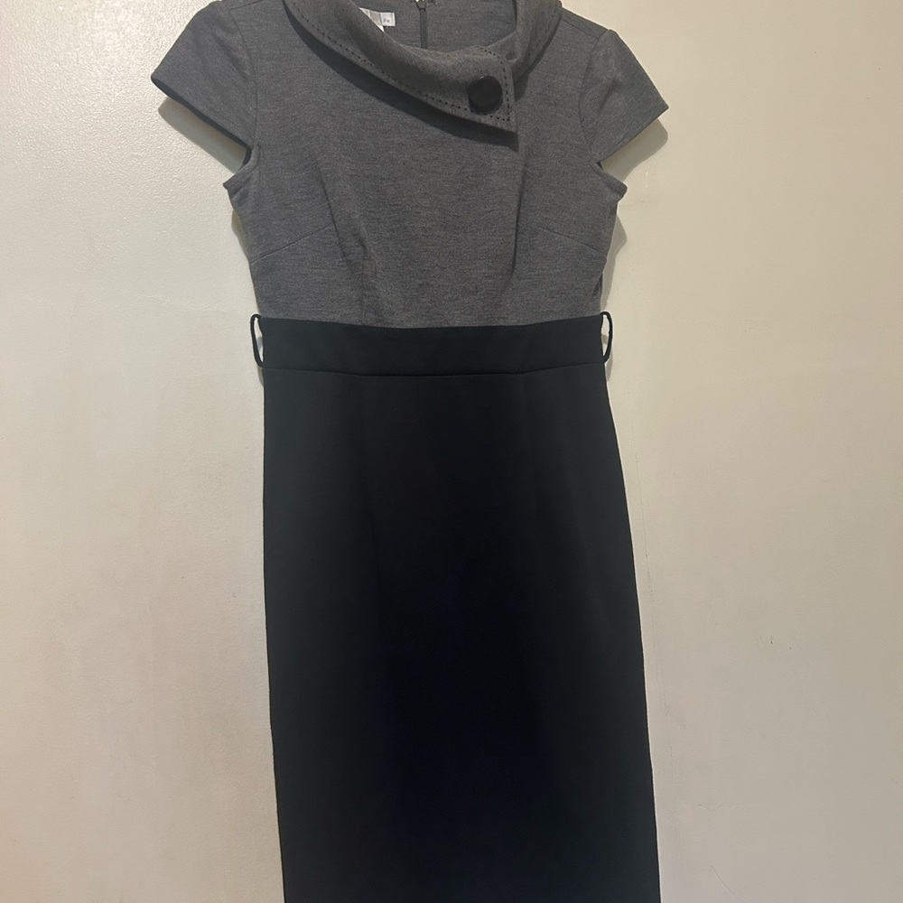 London Times Grey and Black Cap-Sleeve Colorblock Sheath Dress Sz 6 Poly Spandex